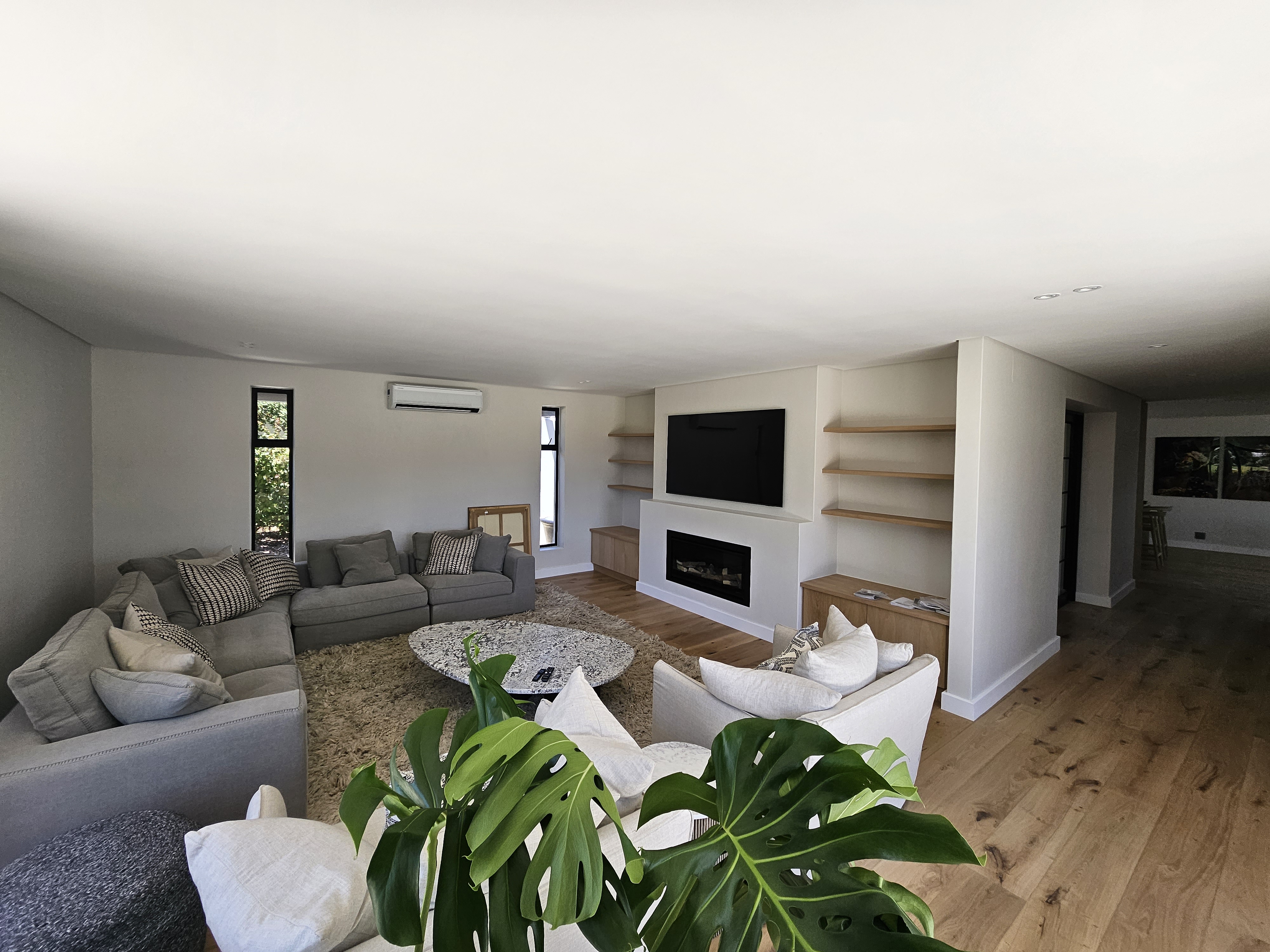 House Boothright 3