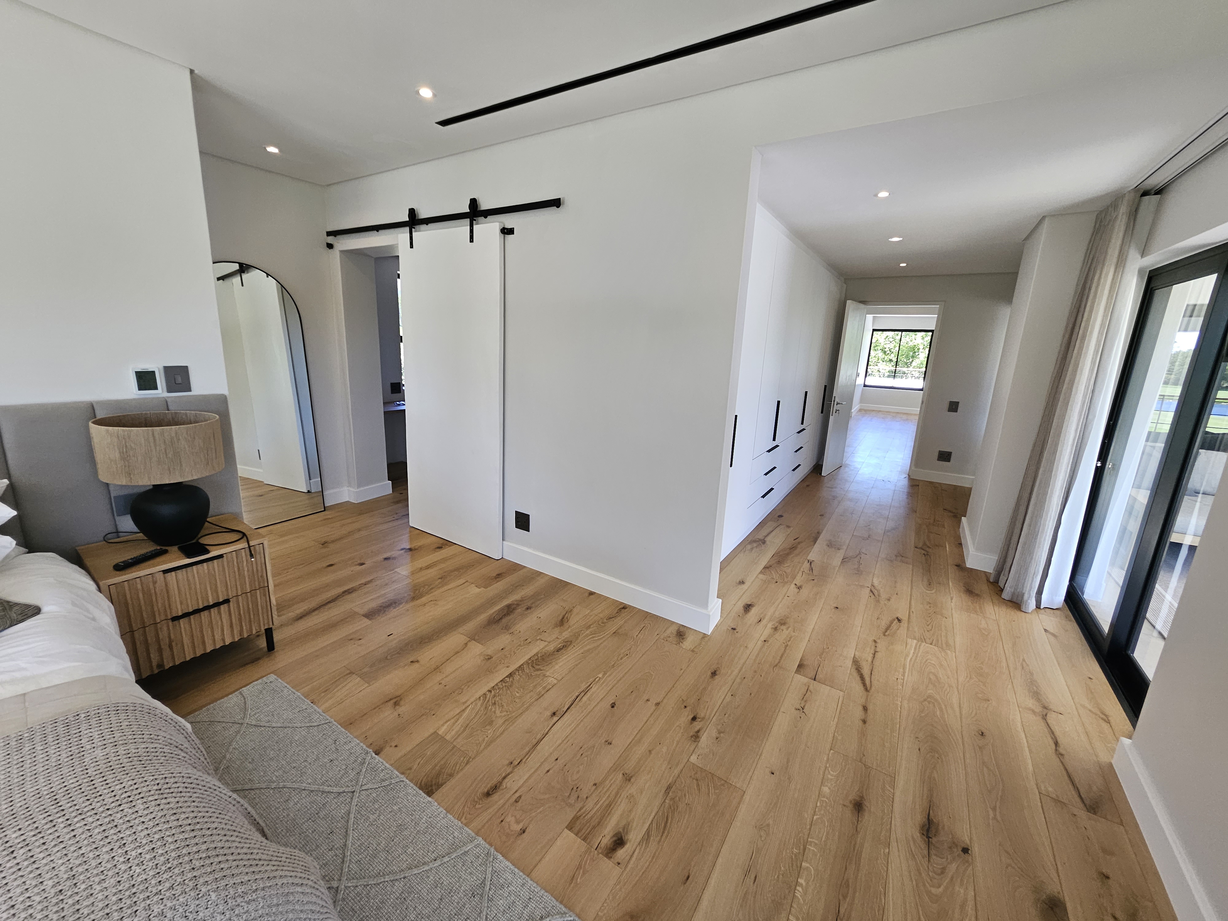 House Boothright 6